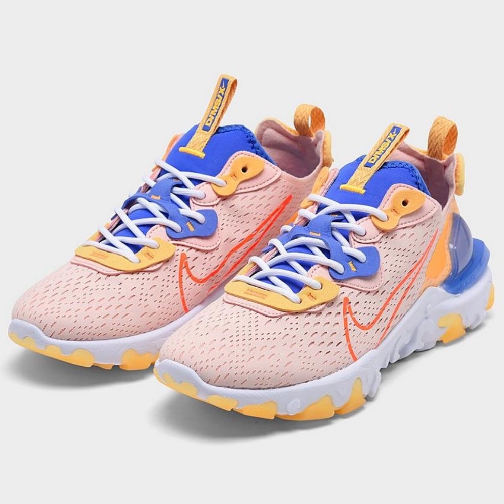 NIKE REACT VISION RUNNING SHOES Size US 8